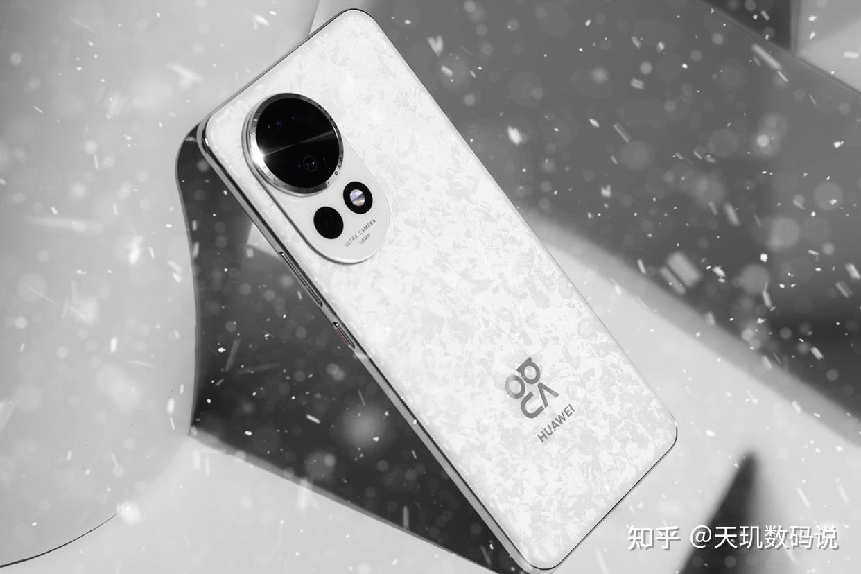 华为nova12ultra对比华为mate60区别是什么哪款更值得入手