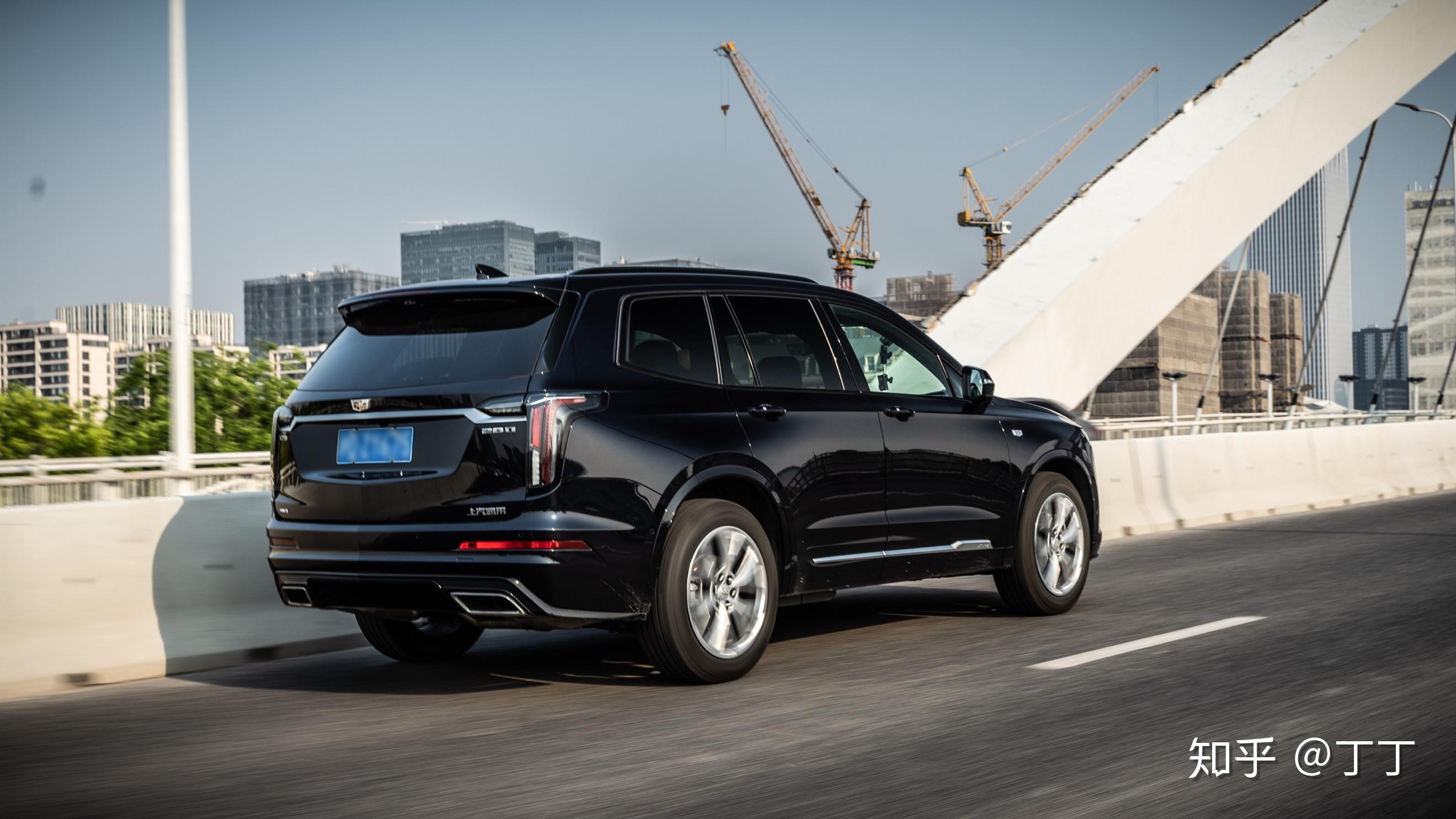 40万中大型suv全新福特探险者vs凯迪拉克xt6性价比与豪华怎么选