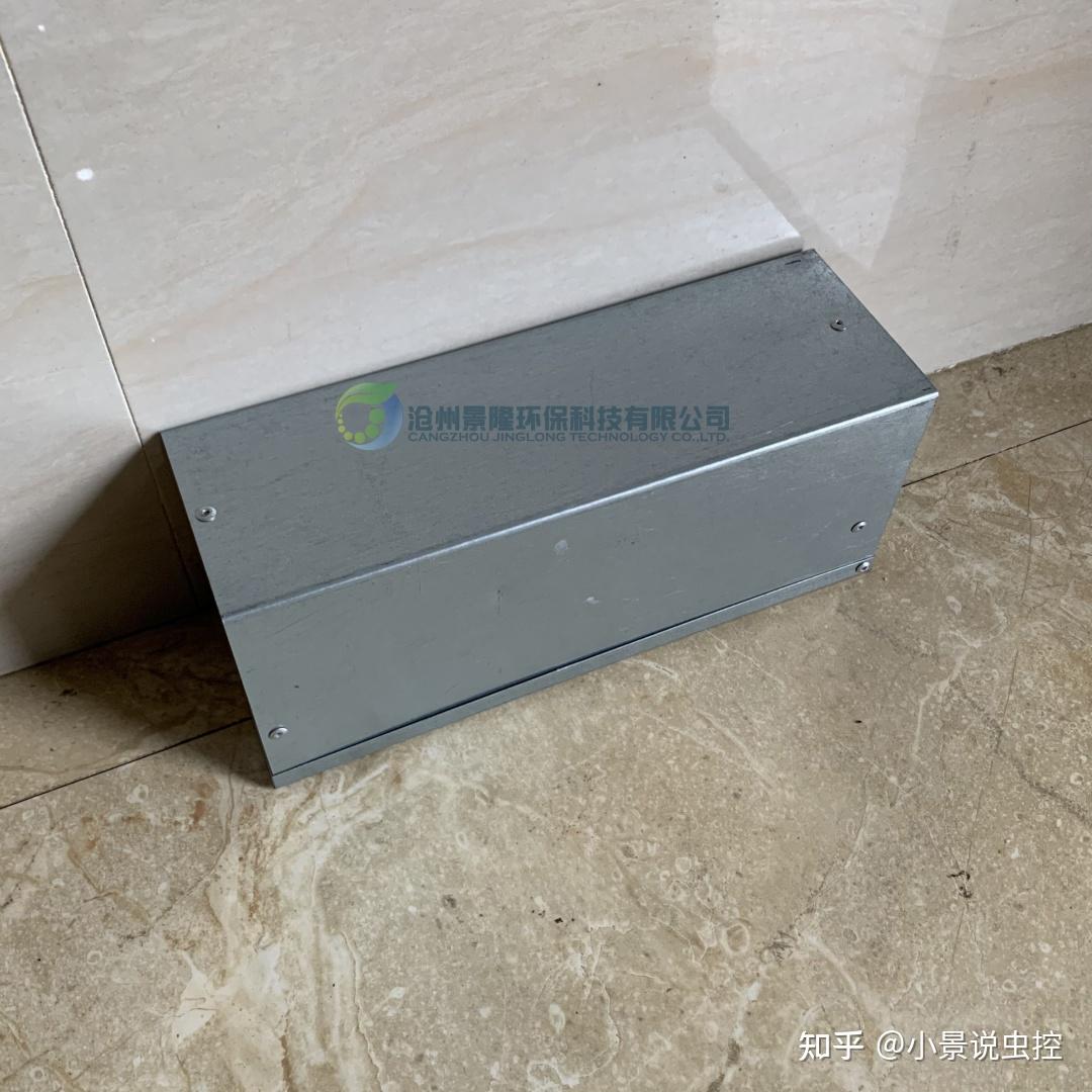 jl-3004a 三孔粘鼠板防尘罩1.