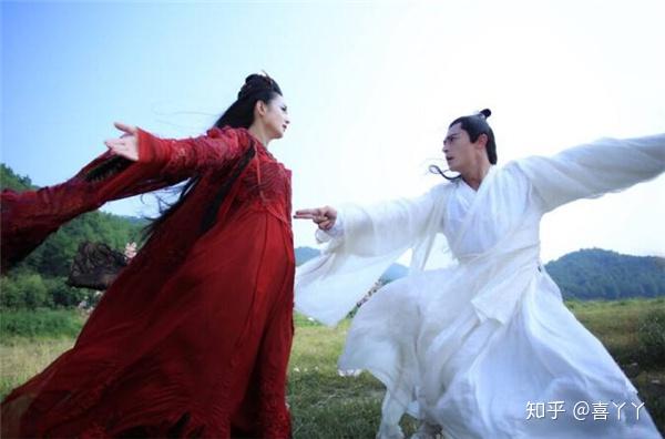 花千骨变成妖神