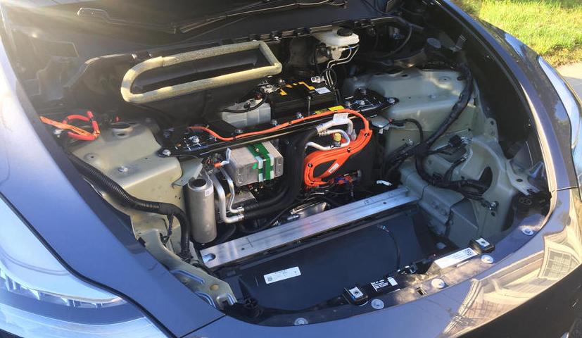 唯有黑客最正义又发现特斯拉的零件出问题