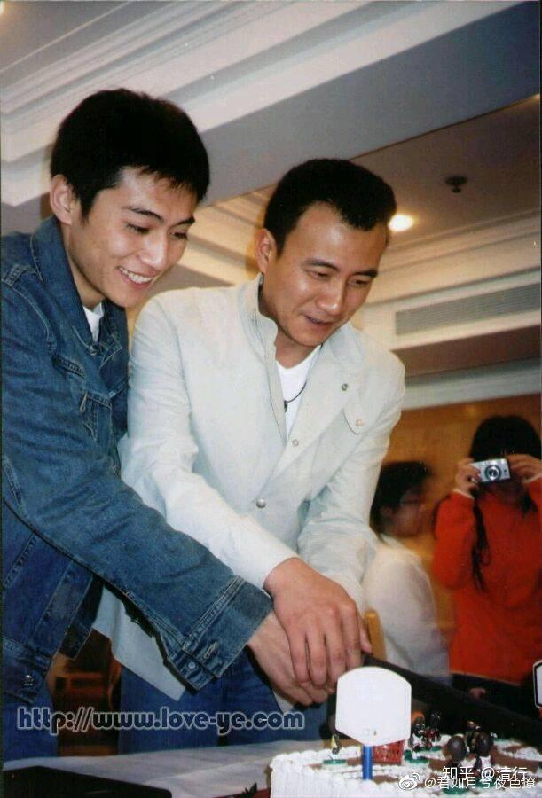 军烨汇总分析理智外的情感