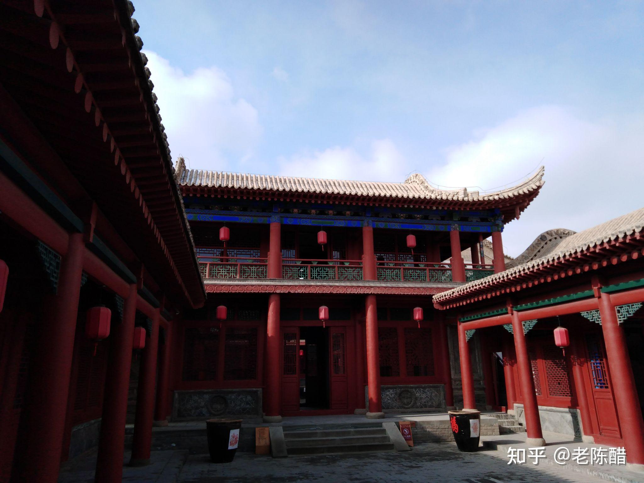 陈律师参观清朝甘肃提督董福祥位于宁夏滴董府,规模不小,过去讲是坐很