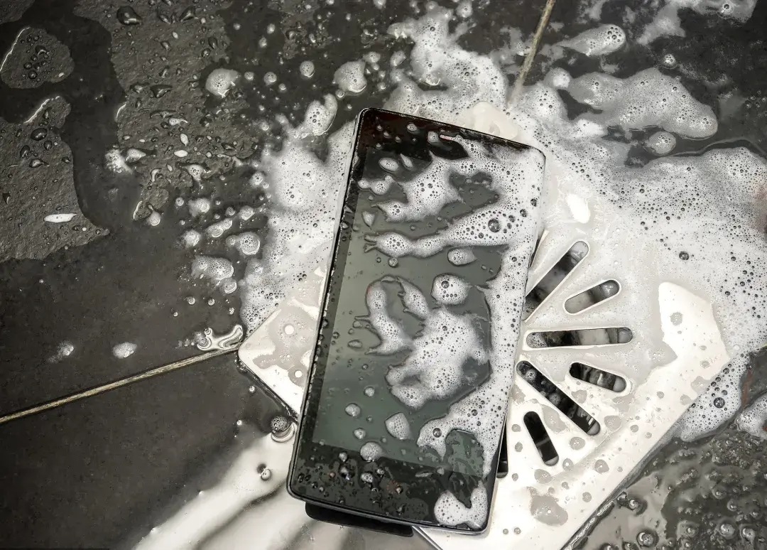 手机防水,到底是不是一个噱头 