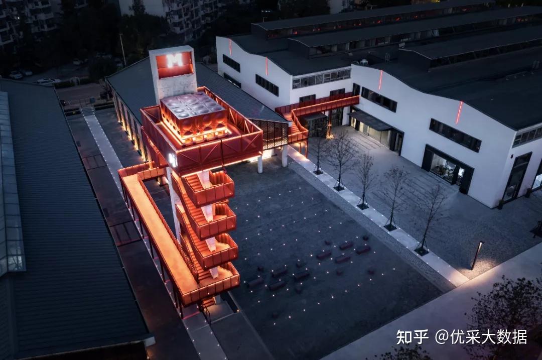 HDA:南京“红”了!感受光影交织的城市展览新空间 - 知乎