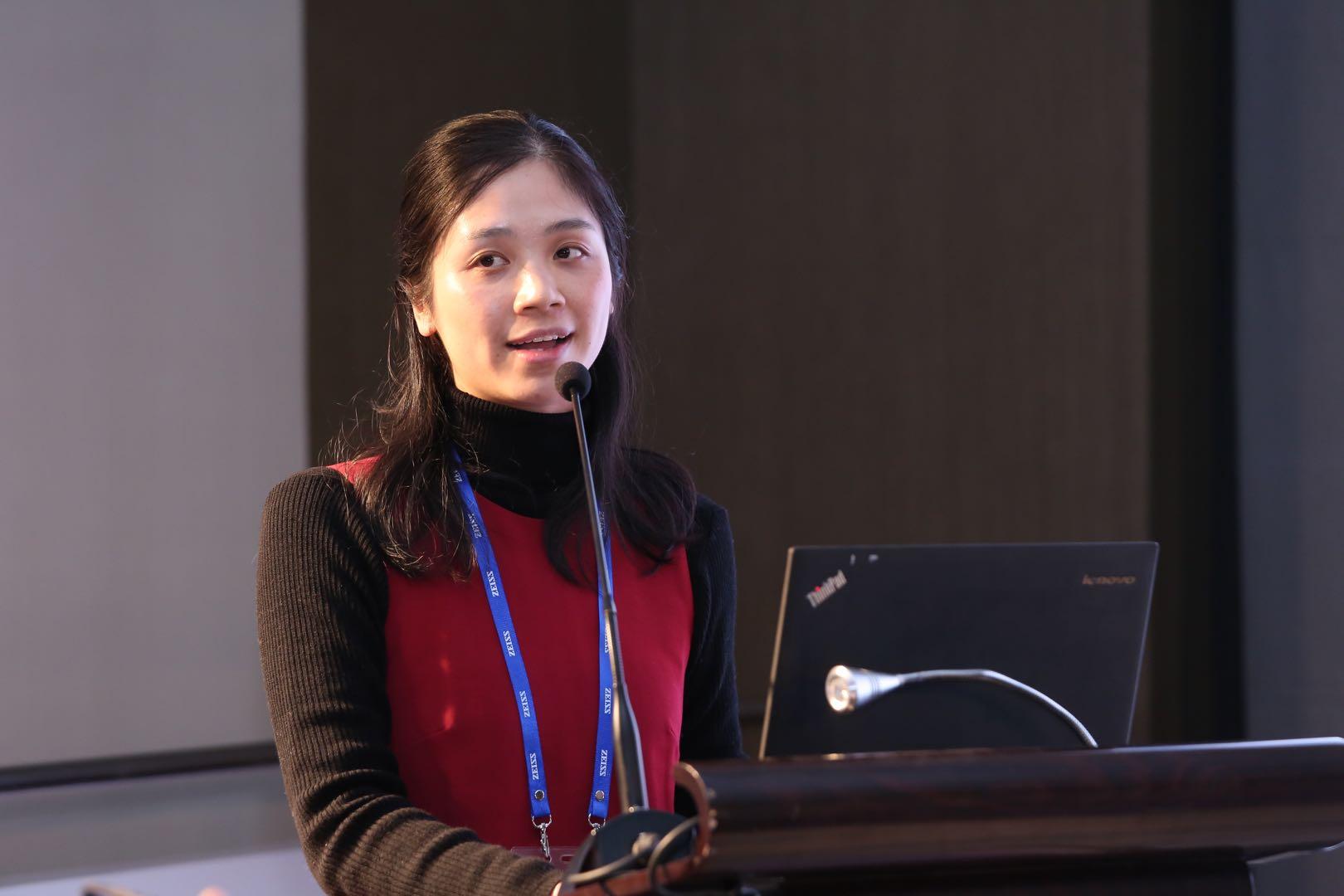 赵婧博士做报告专家学者们精彩纷呈的学术报告,给大家带来了一场学术