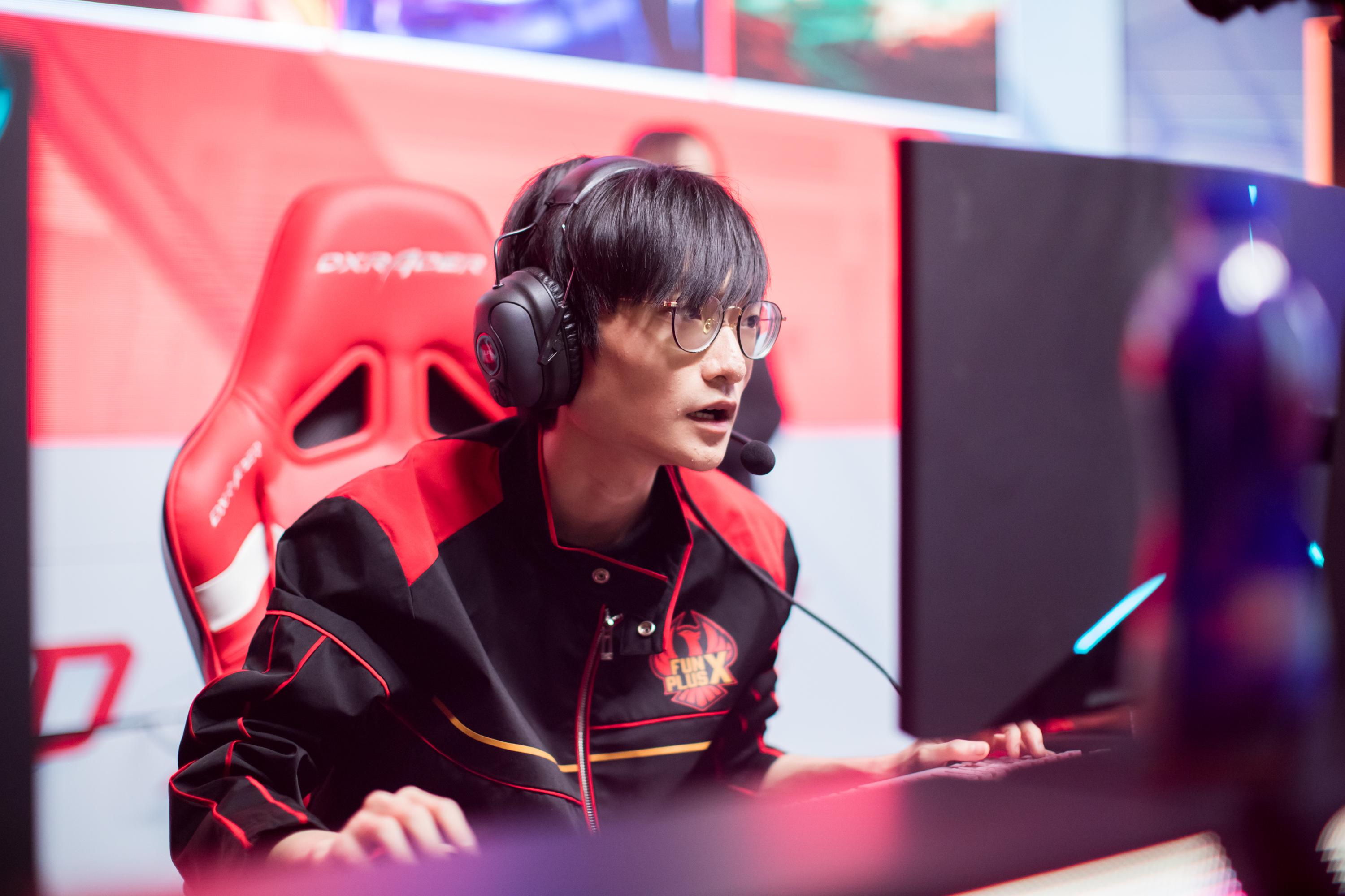 选手故事tianknight9成为朋友之前