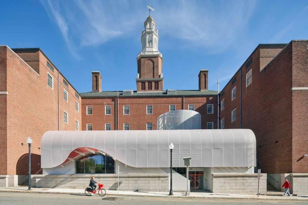 美国罗德岛设计学院(risd),是一所集艺术与设计学科为一体的世界顶尖