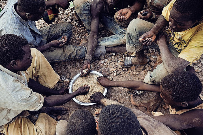 非洲人口增加,开始出现粮食危机