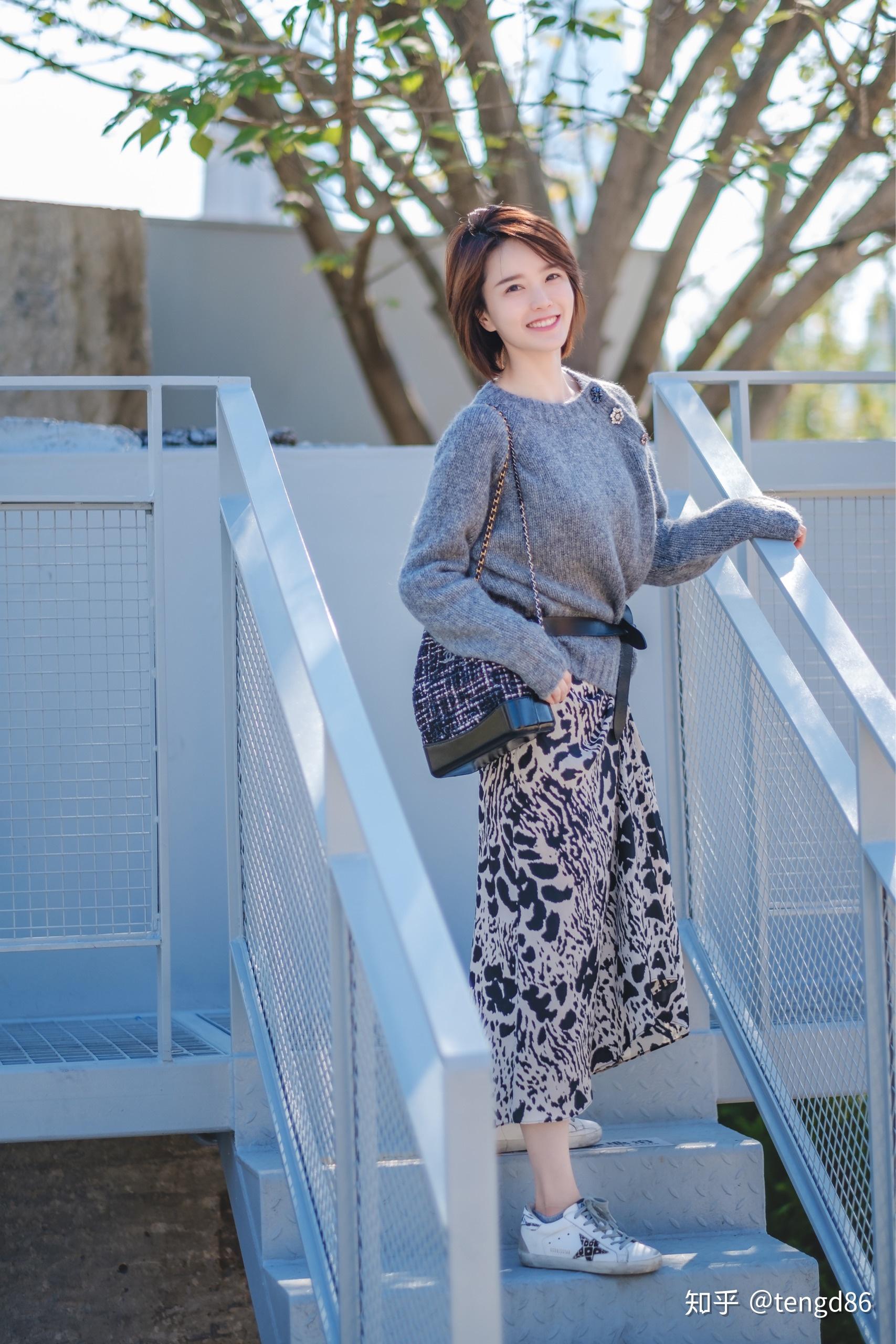 上海约拍写真你的笑容很治愈外滩外白渡桥