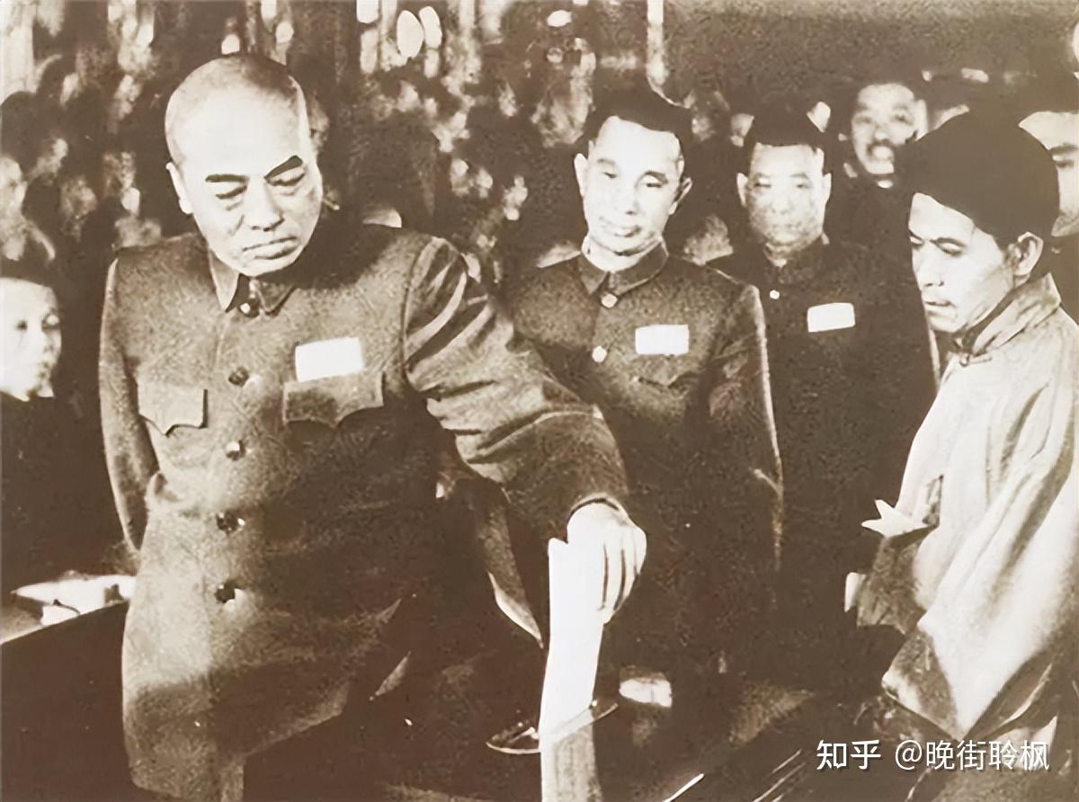 建国初期，总参谋长一职有多难干？为何多任总长在职期间被撤？ - 知乎