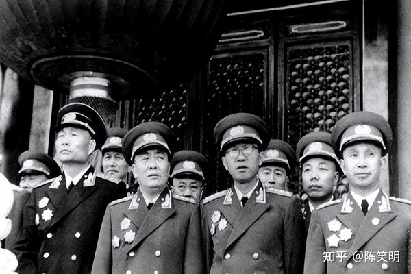 黄克诚是什么来历,为何55年会被授大将军衔? - 知乎