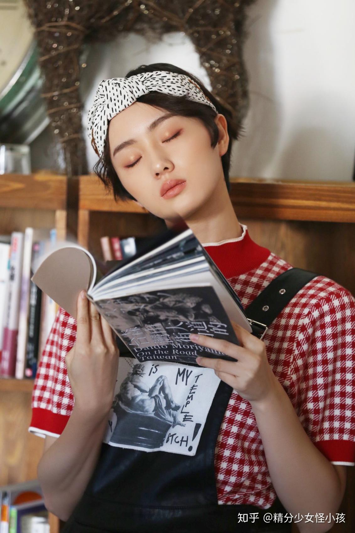 邓郁立独家记忆摘掉眼镜的宋琪琪竟然这么美