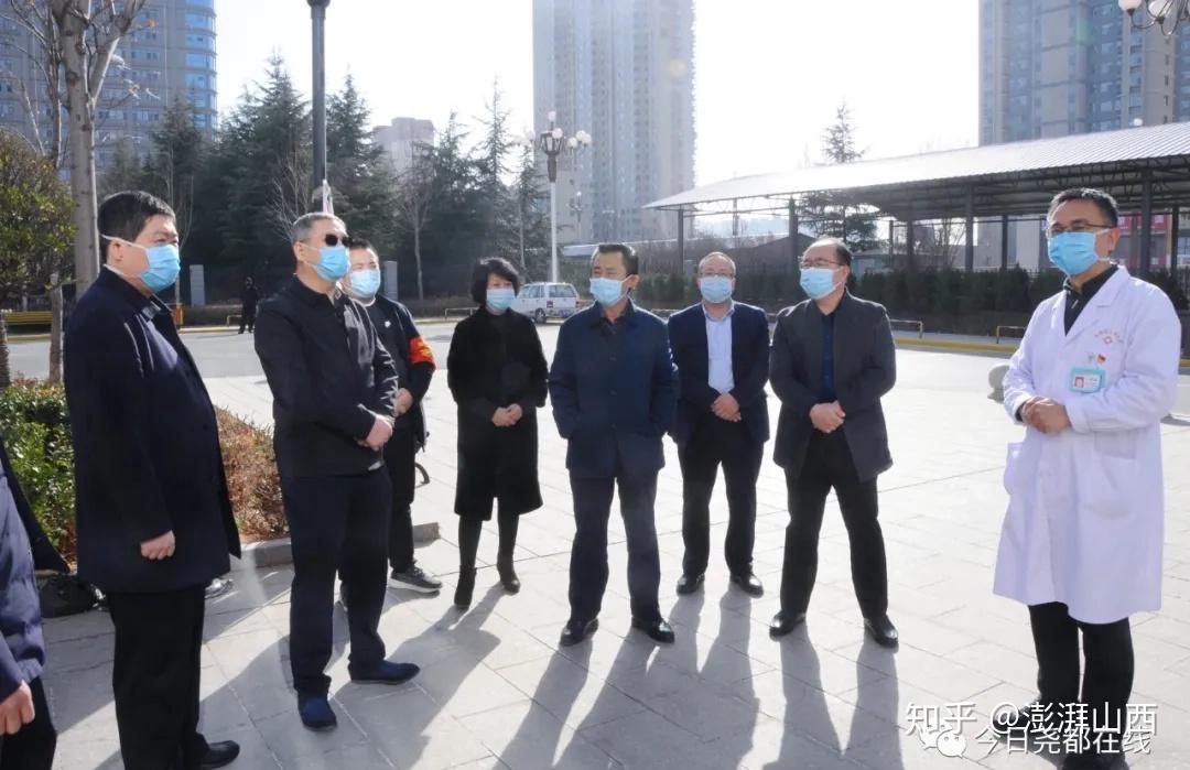 李青彦带队慰问一线医护人员