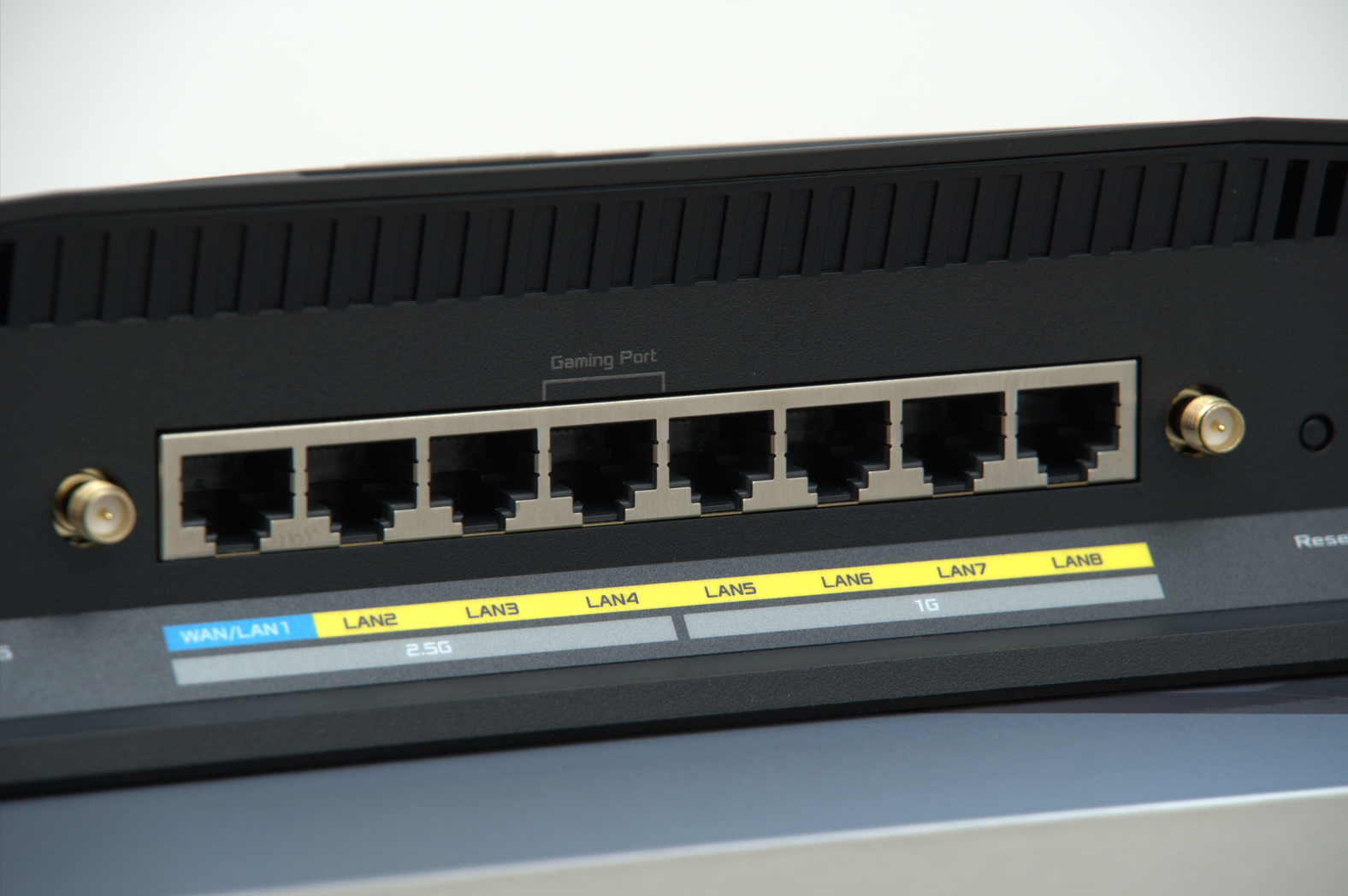 华硕主流价位wifi7路由器终于来啦asusrtbe88u首发测评