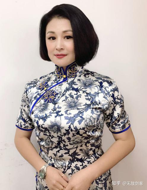 章子怡悼念于月仙:说好的来日方长呢?一路走好,师姐