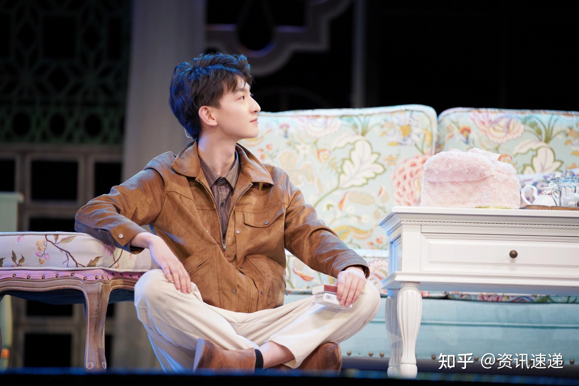 开心麻花话剧社会形象圆满落幕原若航演绎神秘男主雷内