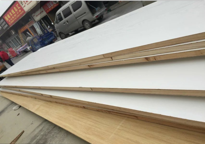 衣柜现场打还是成品定制看完这篇文章你就知道怎么选择了