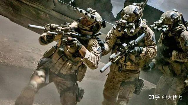 眼睛都看直了阿富汗塔利班现身国防展直奔中国展台网友