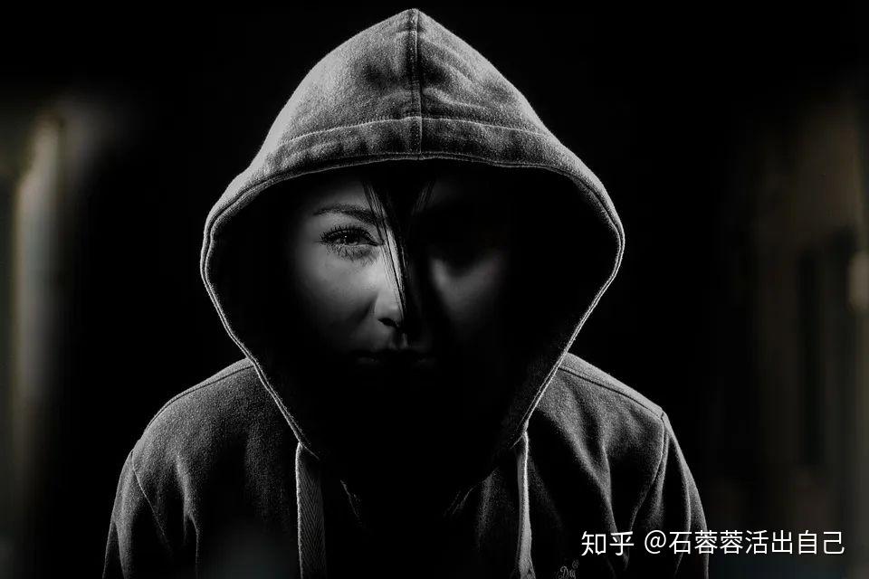 故事三:让自己痛苦来报复父亲