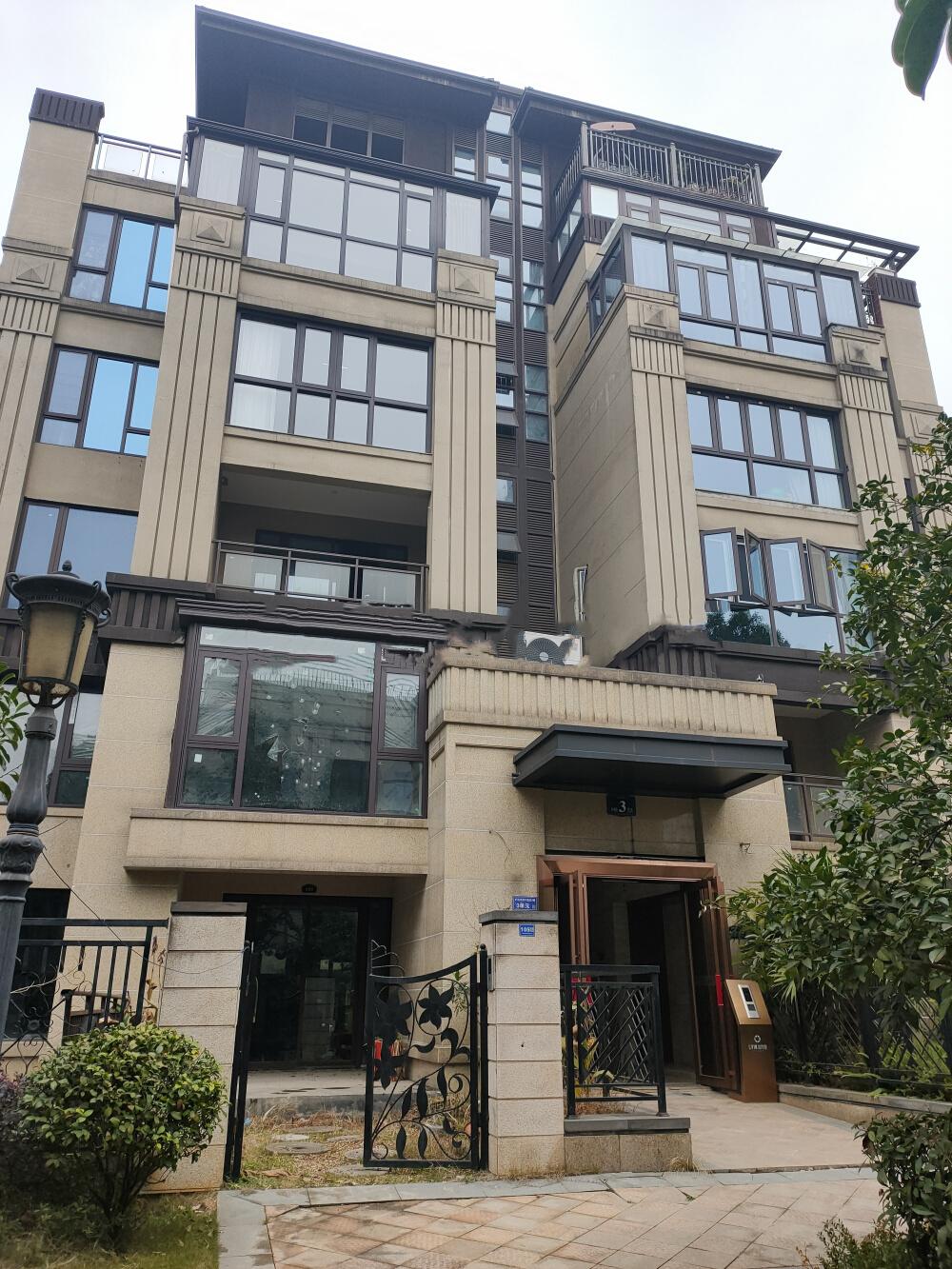 长沙法拍房推荐旷远画境美苑一期3栋3单元206号房