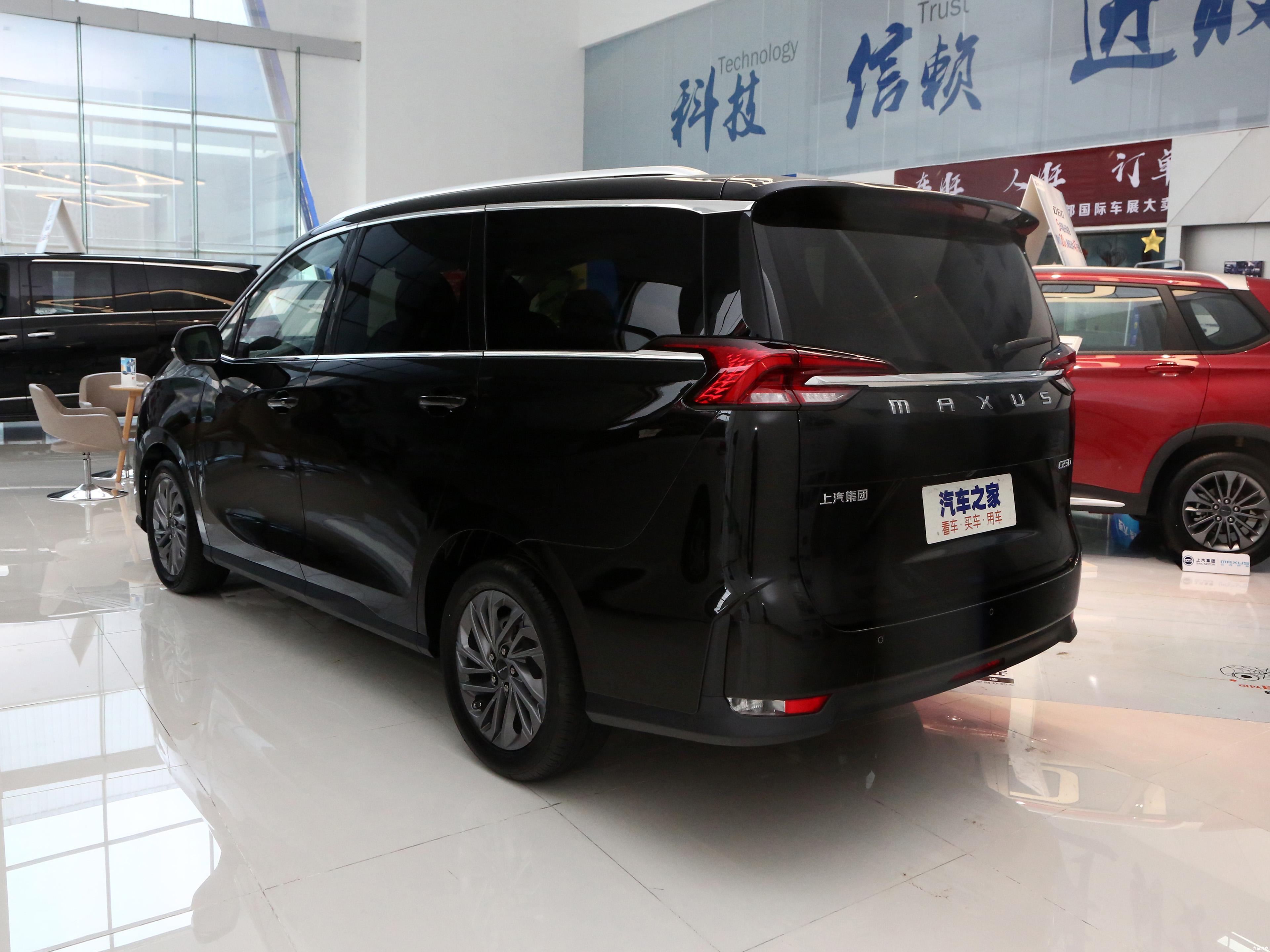 10万左右适合家用的三款mpv省油耐用配置高跑山路不飘