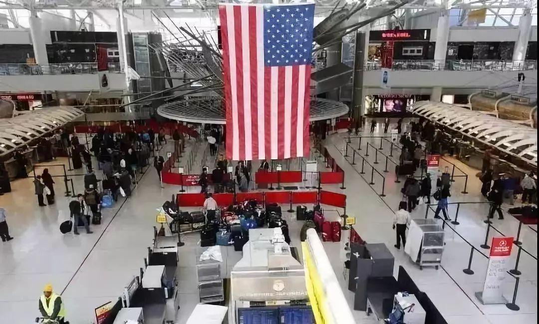 美国海关史上最严:所有旅客入境都要接受面谈!