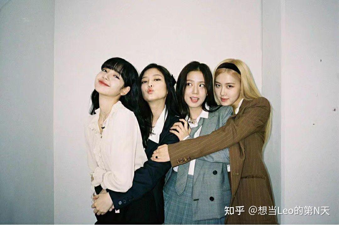 有有没有什么超美无水印的blackpink照片