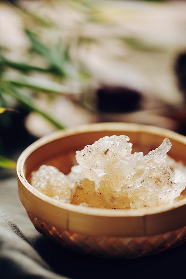 雪燕的功效与作用及禁忌,雪燕和什么一起搭配