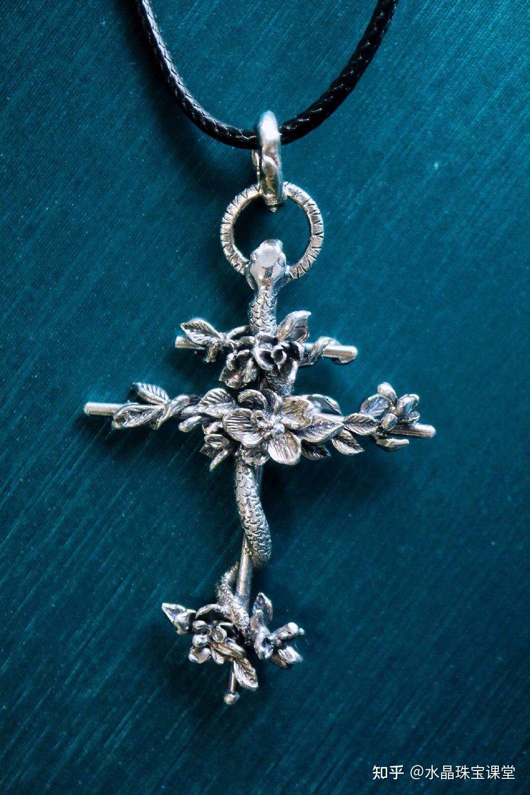 蛇缠上十字架居然代表了这个意思？！ - 知乎