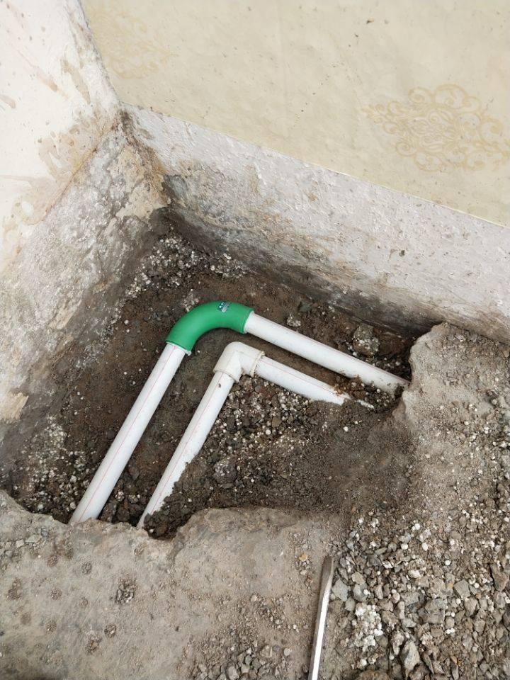 水管破漏修补师傅 v2-3594d7efc6c998e5e5af237fba3cc6e9_1440w.jpg?source=172ae18b