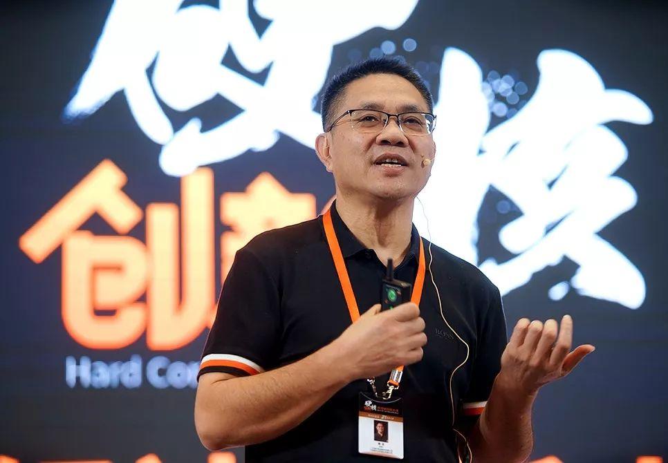 陈生盒马在台上我们在台下