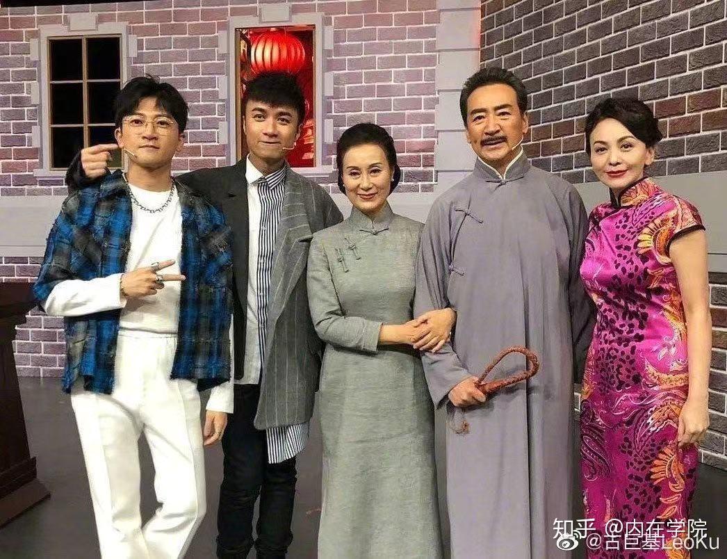 文质彬彬的书桓,娴熟温柔的佩姨,美艳骄横的雪琴,"东北豹子"陆振华