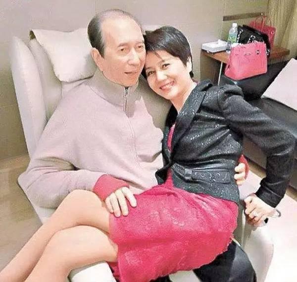 Kết quả hình ảnh cho 梁安琪,何鸿燊