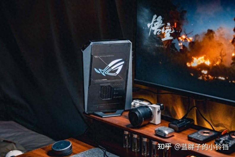 别再让顶级外设孤军奋战!ROG魔霸9 Mini解锁电竞 + 桌搭双巅峰