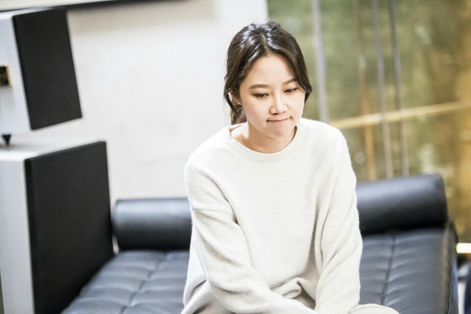 人肉种草机孔孝真毛衣和大衣都超想买