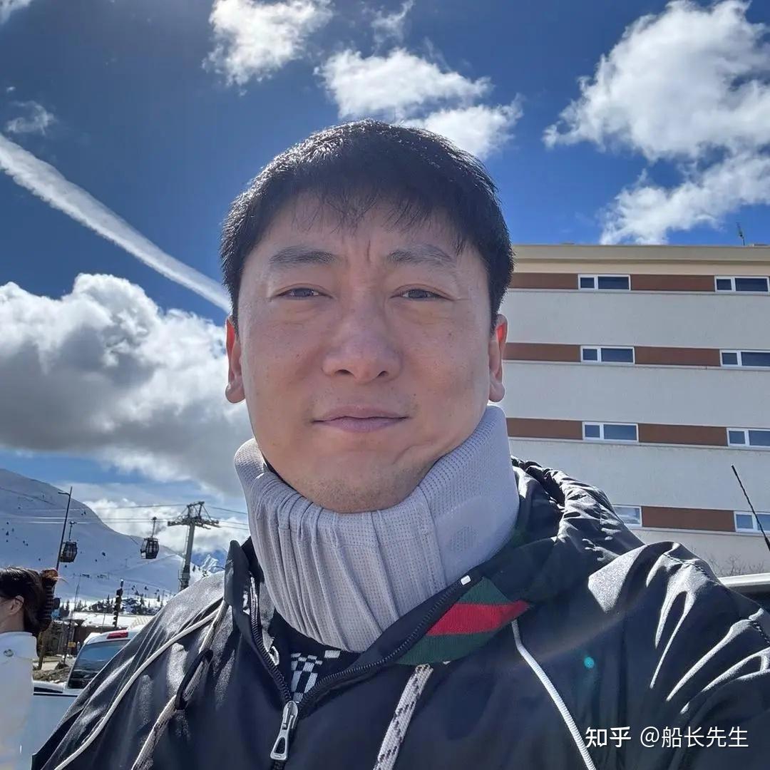 一年收入10亿,初中毕业的"参哥"为何能反向收割大厂精英?