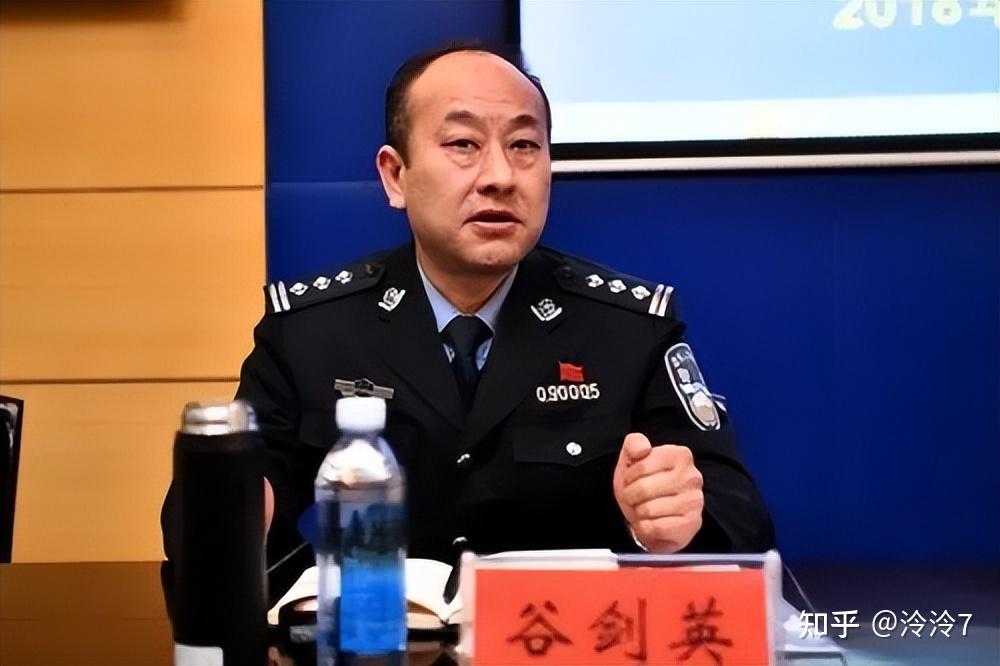 党委书记,局长:龙铁军