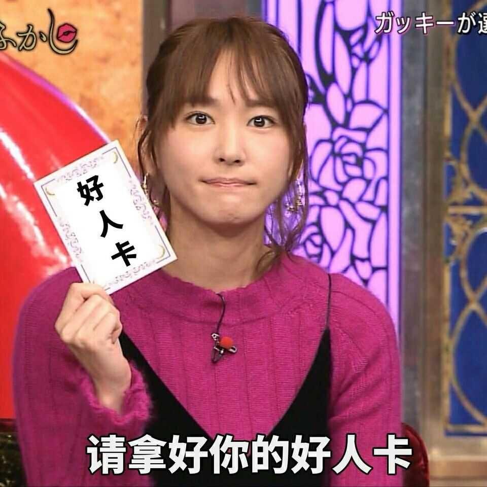 一个拿国家助学金的贫困生,买七八千的中端单反错了吗?