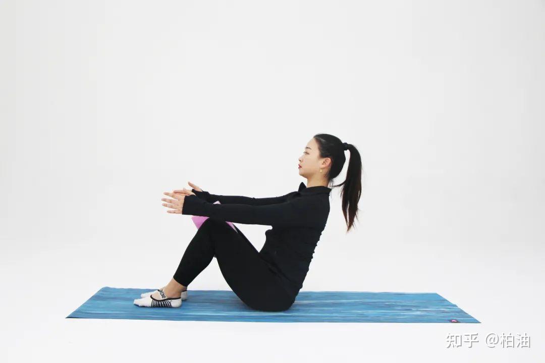 2,练习坐姿中的屈髋控制