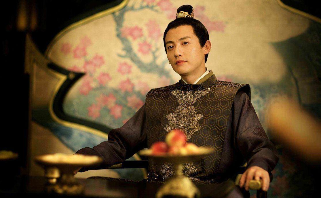 这年冬天,晋军占领了太行山以东,并将原邑封给了赵衰.