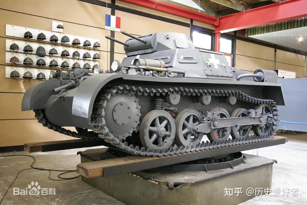 krupp m305性能数据 乘员 2人1933年随着国民党政府的整军计划开始