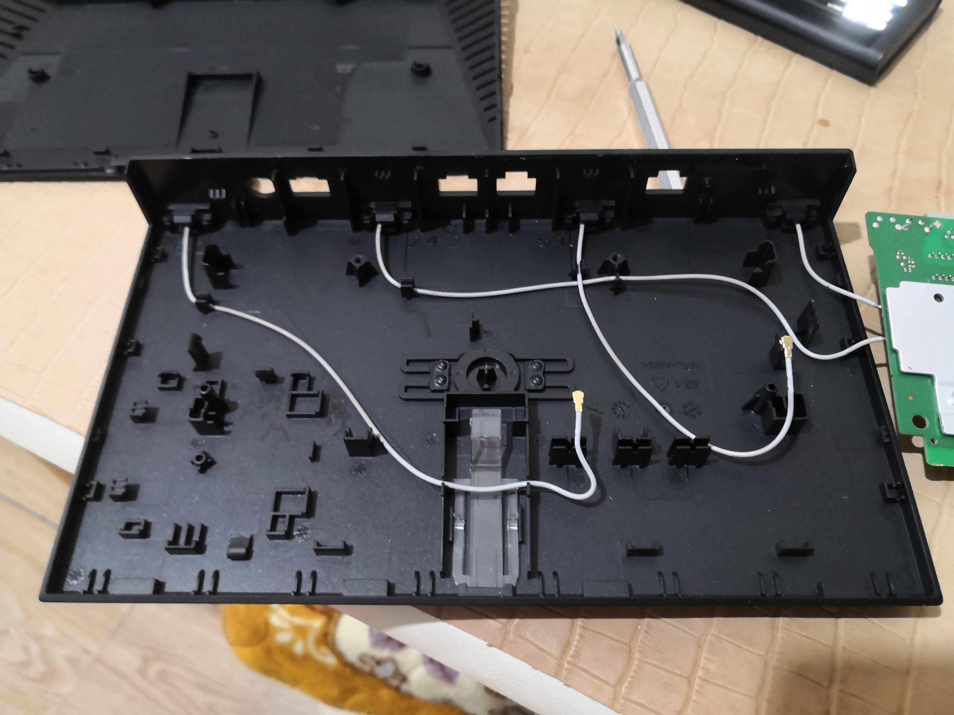 华为ax3 pro凌霄版ws7200拆机:日常使用的路由器竟为偷偷领先受害者?