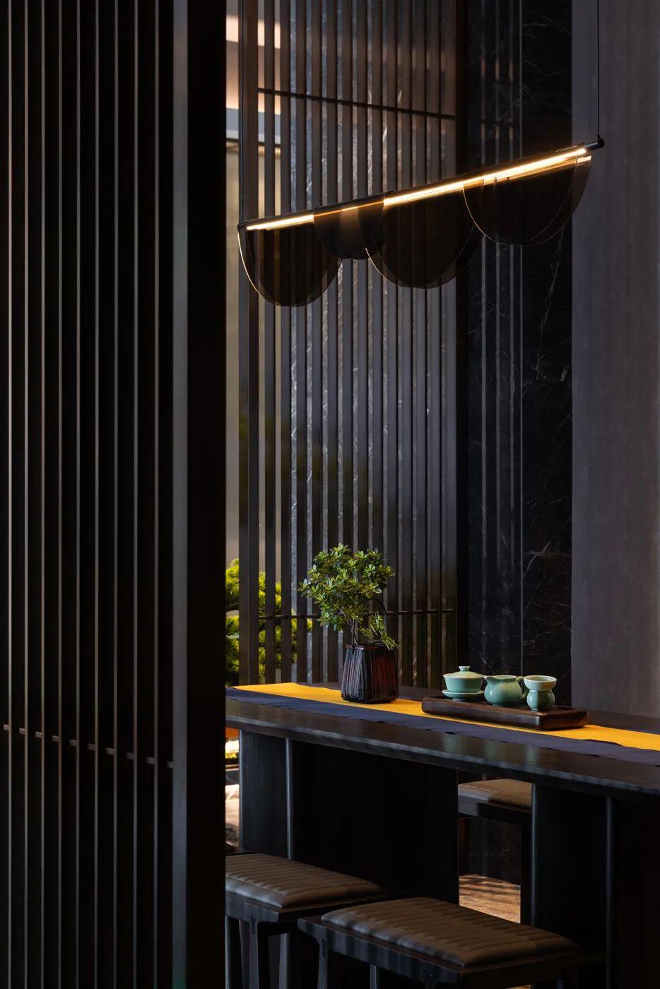 范江 | 繁华里,心归处—紫蝴蝶养生会所皇冠店