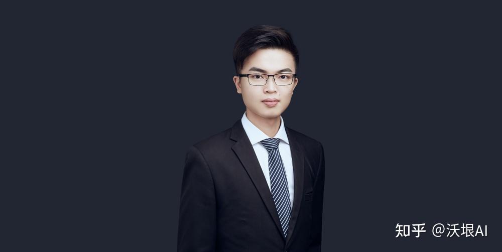 据传闻,当时张一鸣在引领字节跳动布局大模型领域时,就曾频繁请教一位