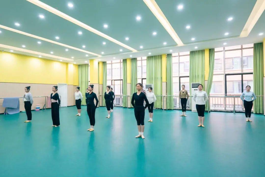 天籁艺术学校全国校区周末班开班啦心怀热爱艺海扬帆少年逐梦未来可期