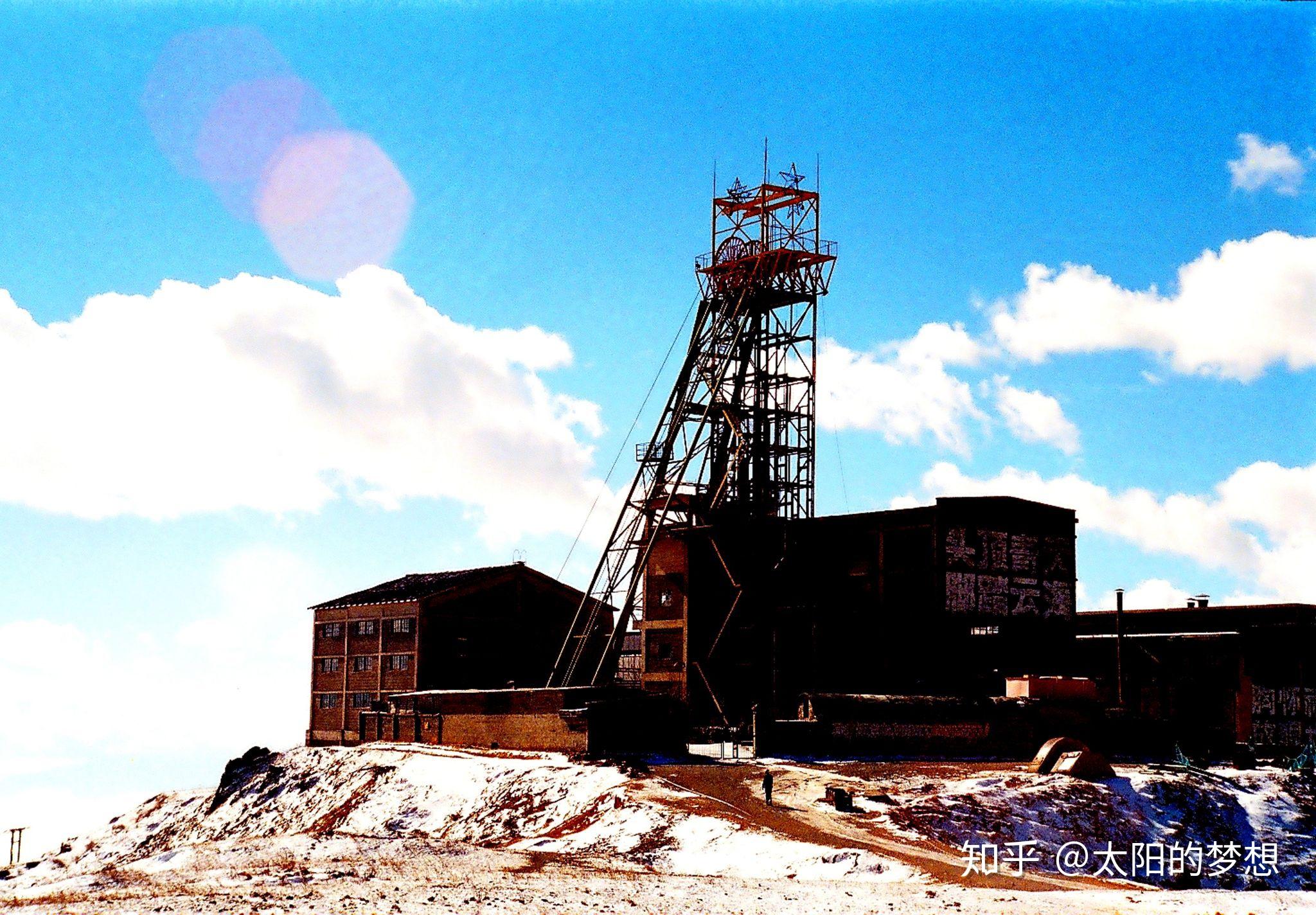 1951年,开始对矿山勘察设计,1953年,东川矿务局成立,地质勘探工作启动