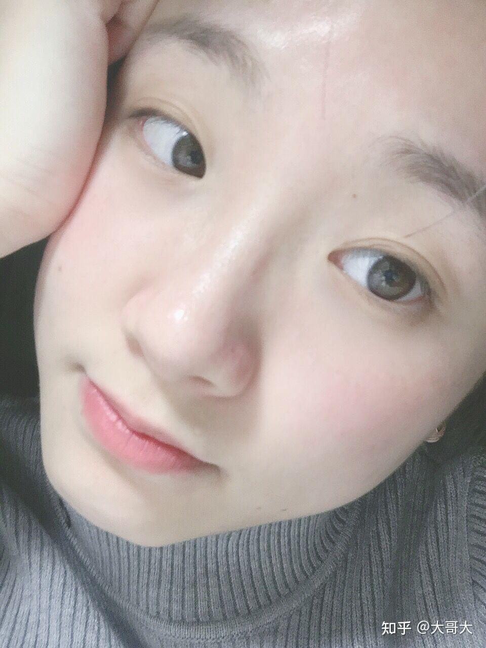 今就给大家介绍下能让你白的发光的teae光果甘草焕亮精华液主打成分是