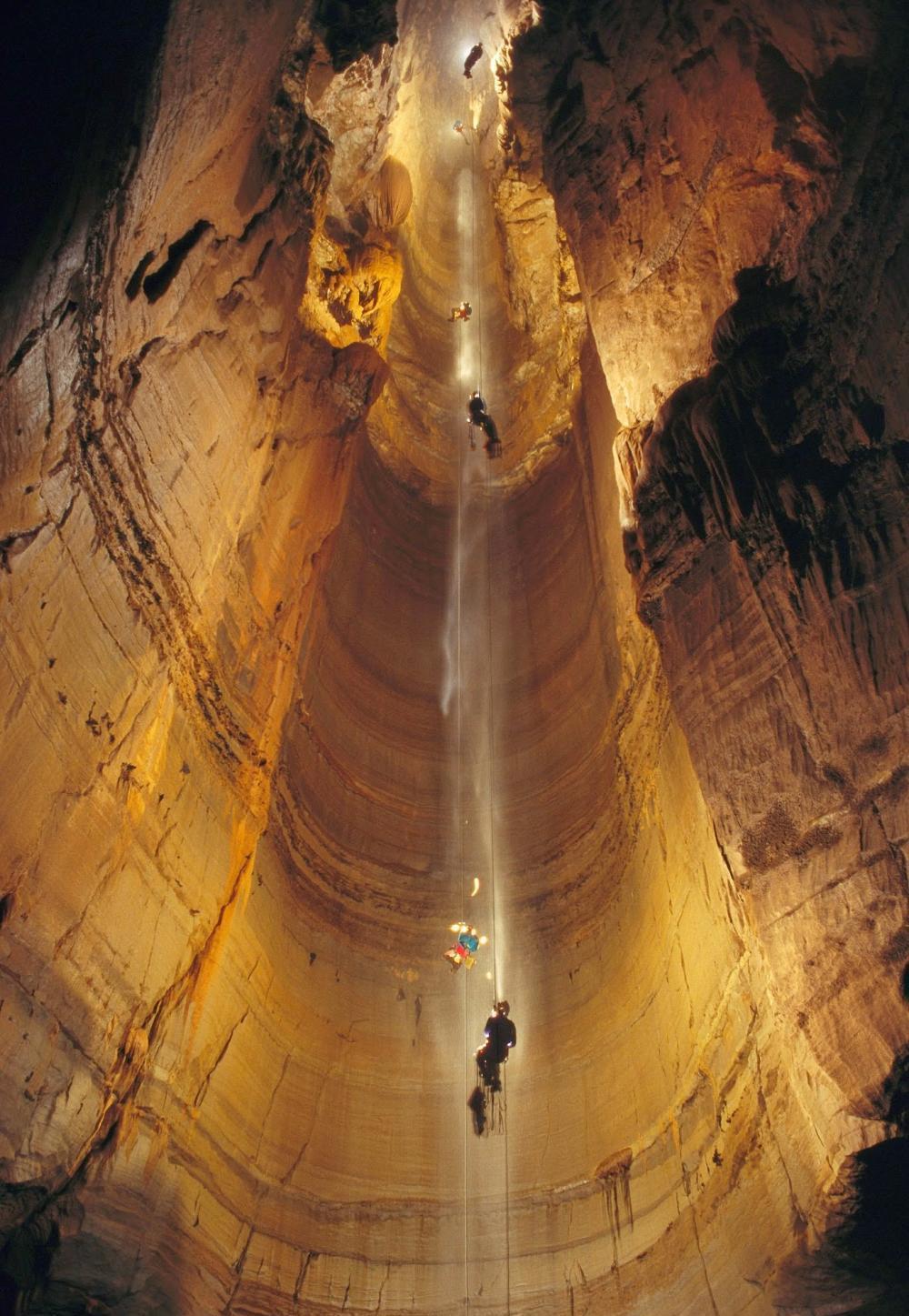 12,263米,地球最深处的人造物,探秘地球上5个最深的地洞