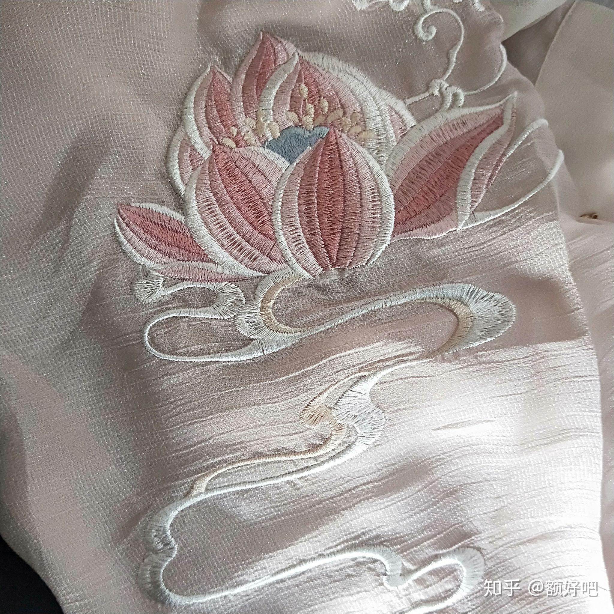 袜子的袜笔画怎么写 v2-37f1a4f3735482c5c285cb25ea165ace_r.jpg